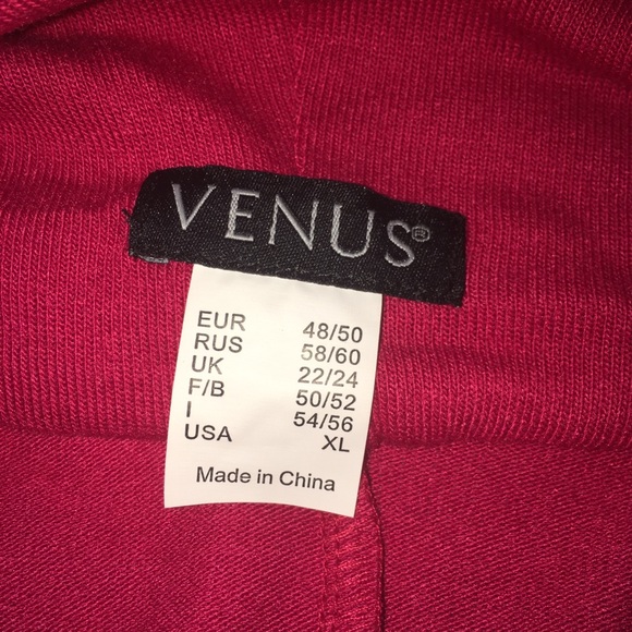 Red drape top - Picture 5 of 6